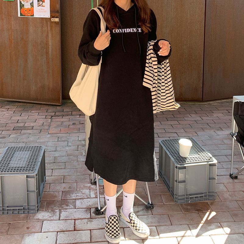 Casual Long-Sleeve Round-Neck Maxi Dress