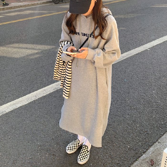 Casual Long-Sleeve Round-Neck Maxi Dress