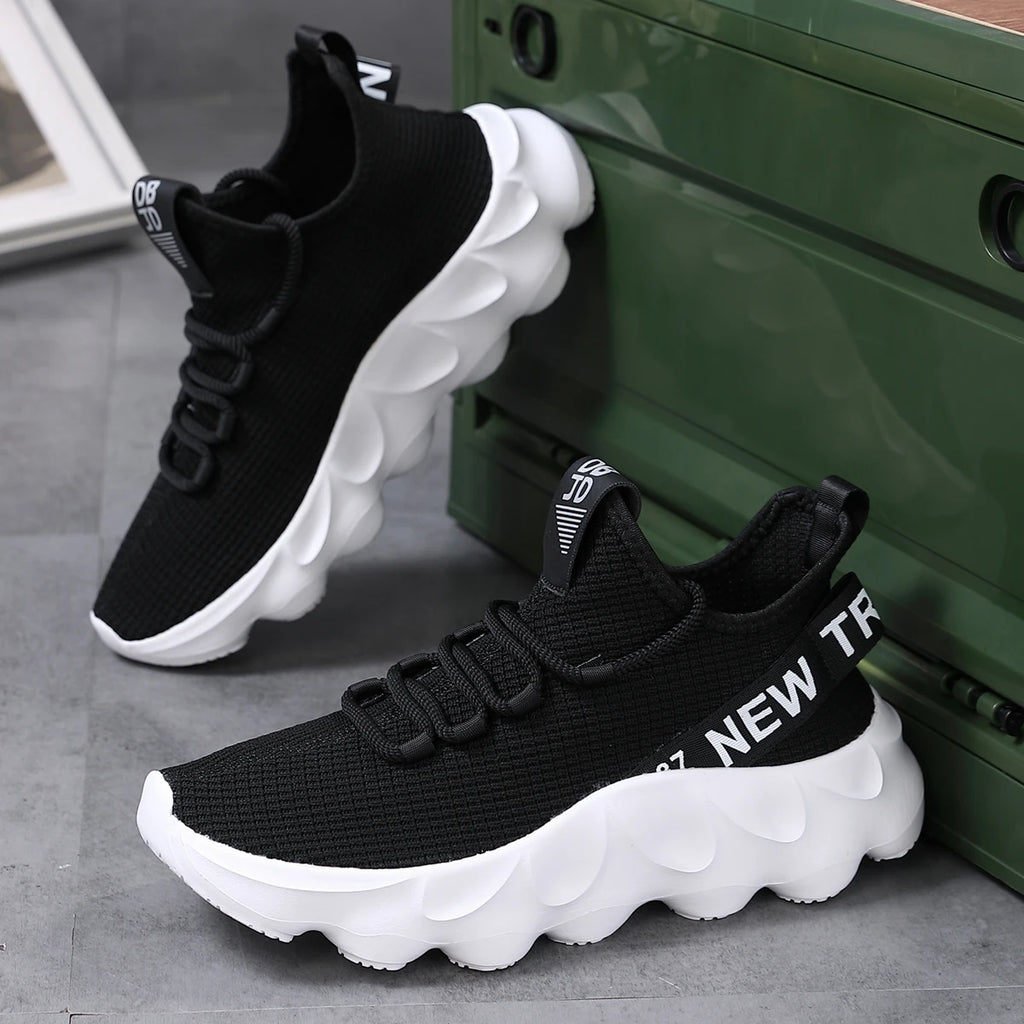 Men's Breathable Lightweight Lace-Up Sneakers