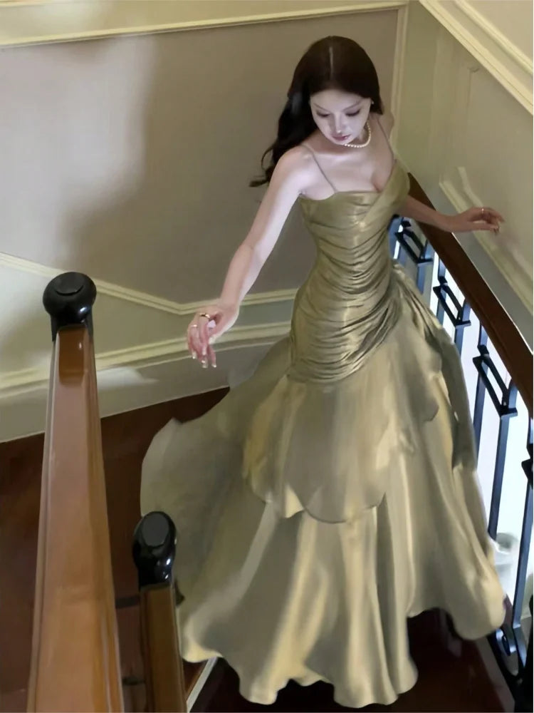 Elegant Ankle-Length Flounced Edge Evening Dress