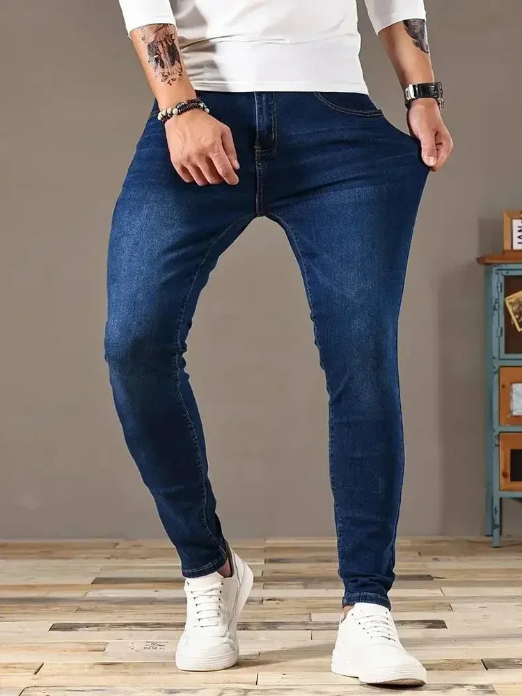 Men's Classic Slim Fit Stretch Jeans