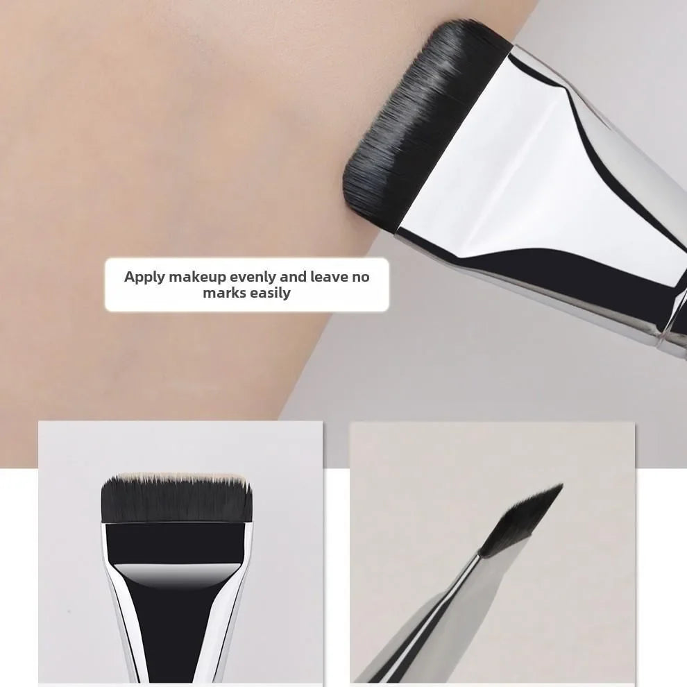 Versatile Concealer and Foundation Makeup Brush