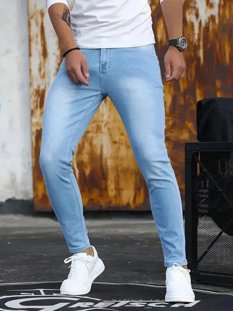 Men's Classic Slim Fit Stretch Jeans