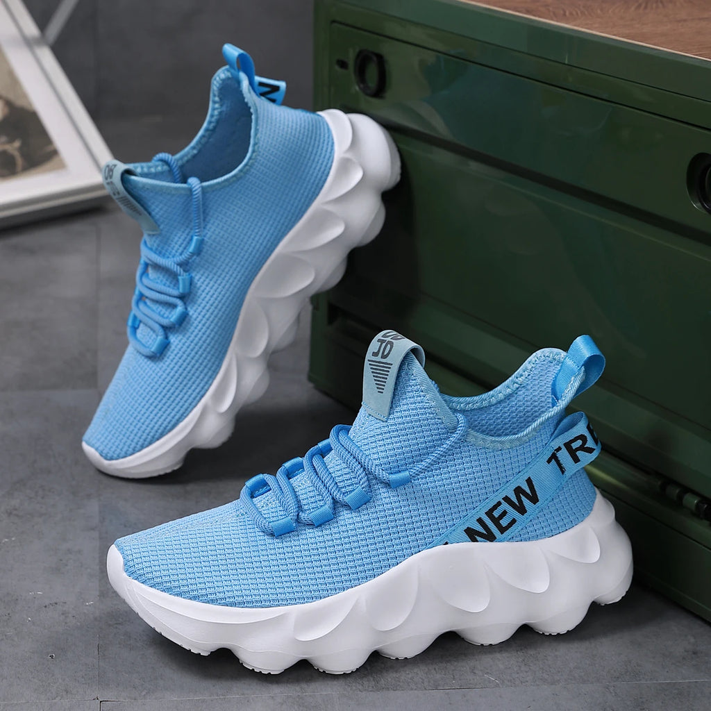 Men's Breathable Lightweight Lace-Up Sneakers