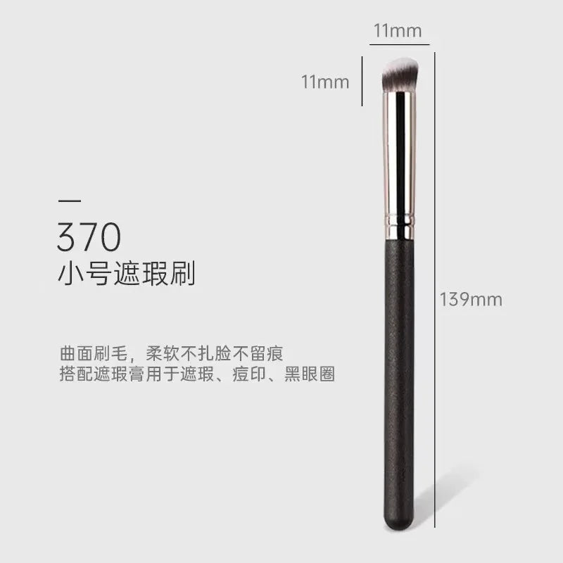 Professional Synthetic Hair Makeup Brush with Wood Handle