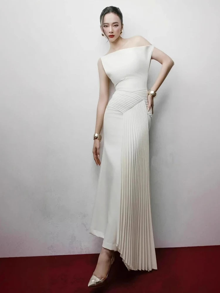 Elegant Sleeveless Pleated Ankle-Length Dress